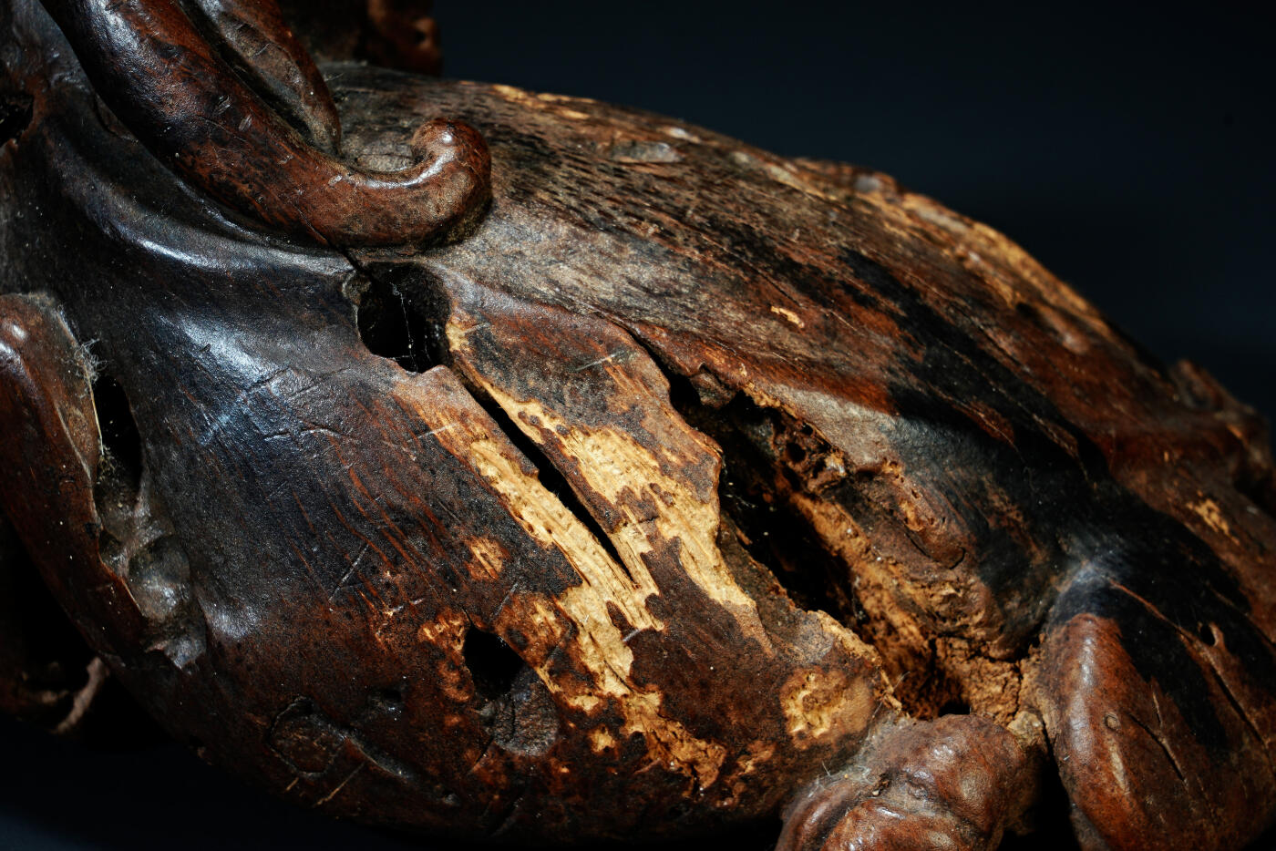 上海都达杂项专场六十七【全场包邮】 清代老竹雕《卧羊》摆件95-9