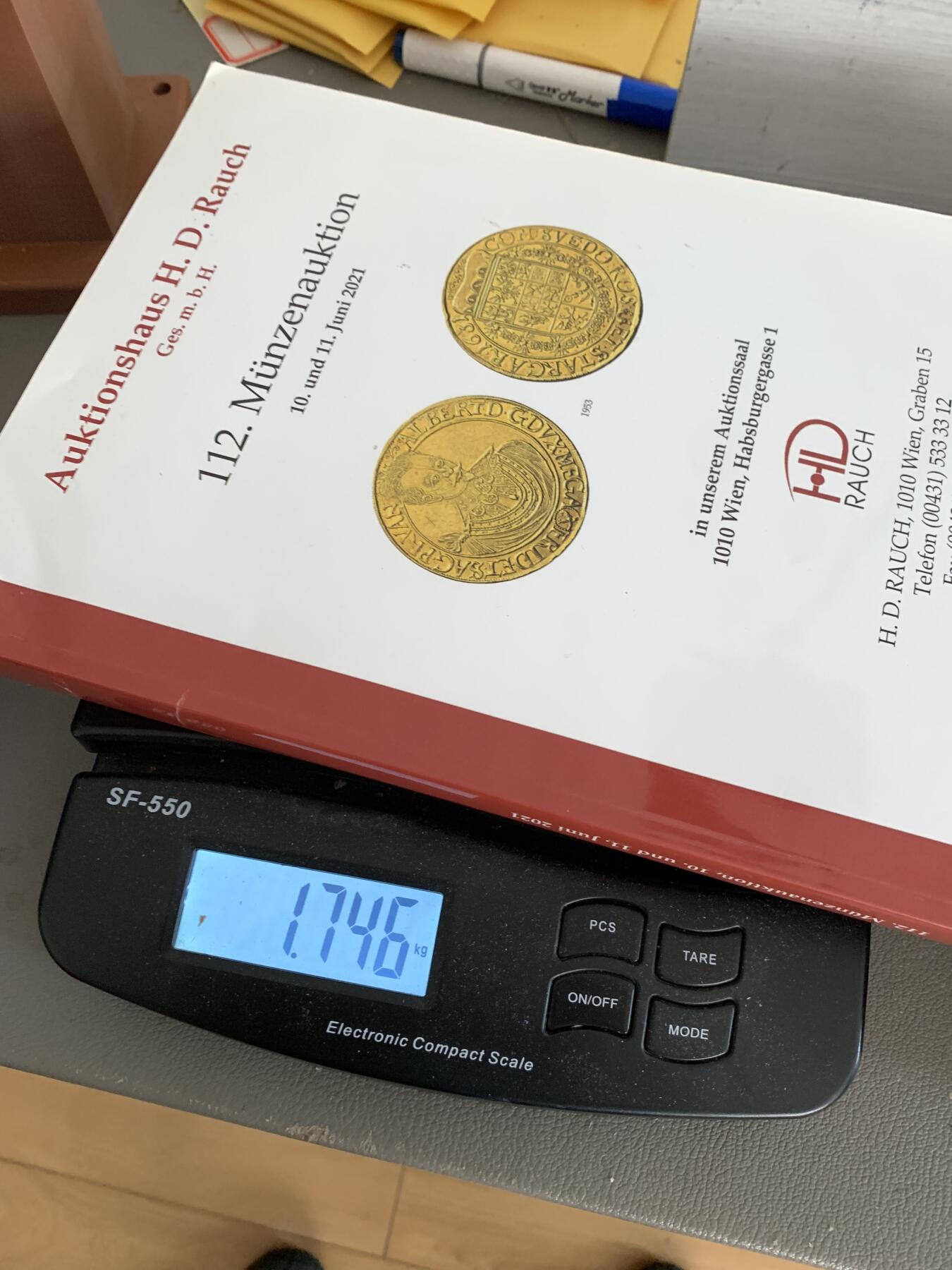 《竞宝斋》第476场 周日，周一 2场连拍 （全场包邮）欢迎送拍 两本一组 HD拍卖行第112届钱币拍卖会目录图册112+113 重1.7公斤