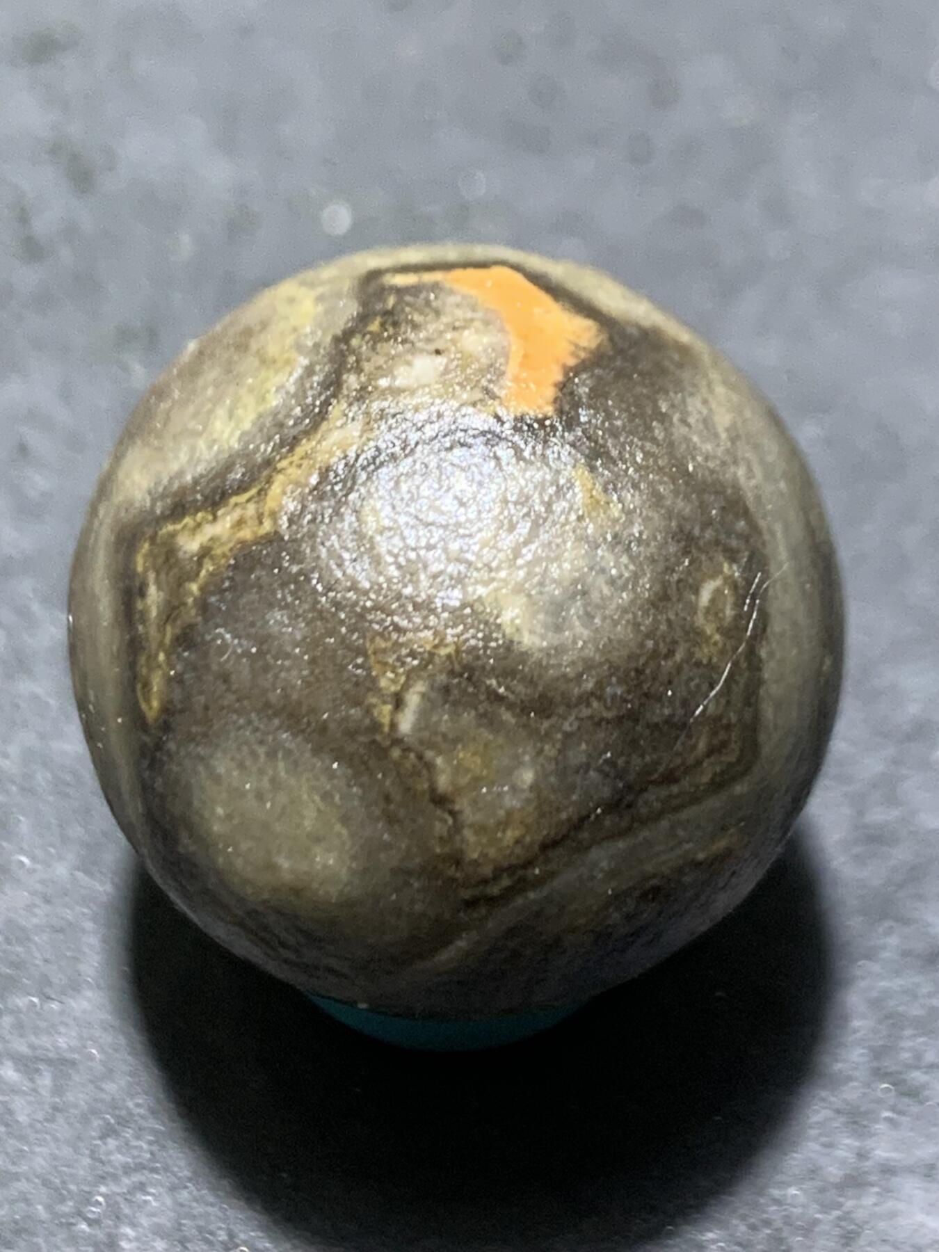 精美亚光原皮风化纹战国红玛瑙手工雕刻善字2.0单珠一颗！