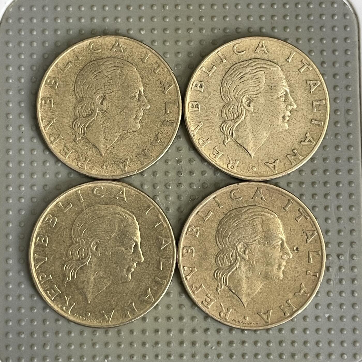 2026年第41场各国散币拍卖（总第191场） 意大利200里拉4枚