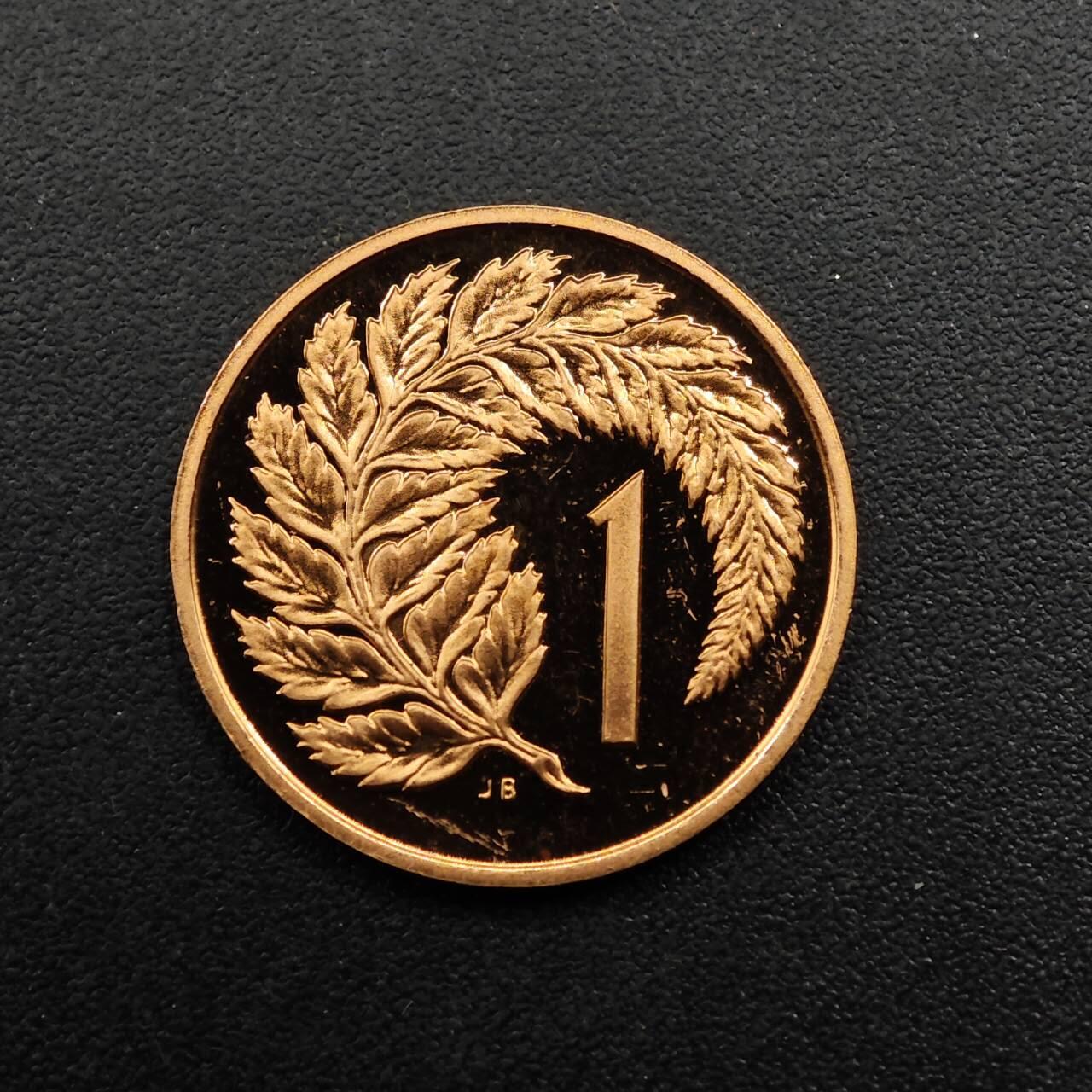 【淘币小摊】实时拍第八百八十六拍   散币场    每周一统一发货 新西兰1983年一分精制铜币