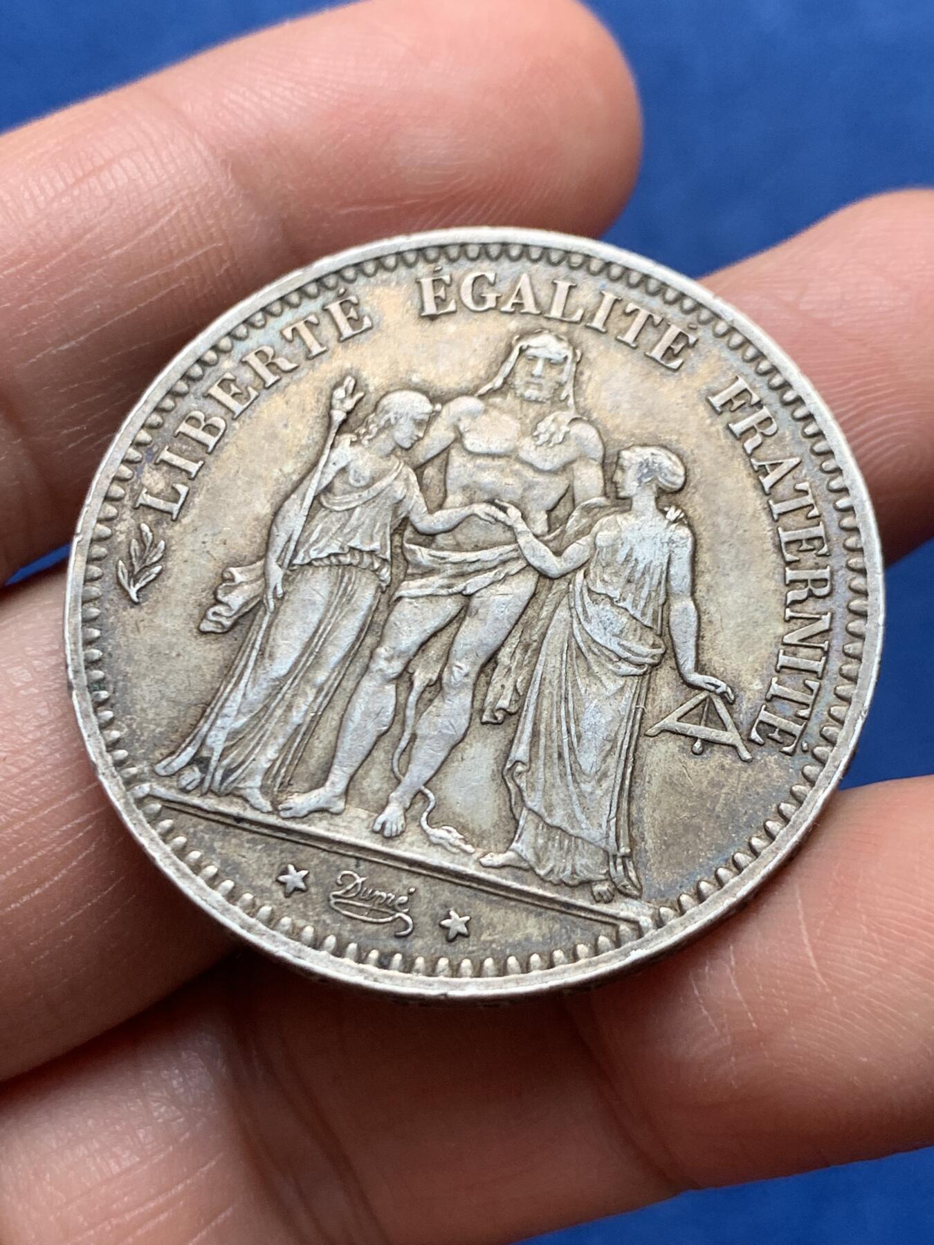 《竞宝斋》第476场 周日，周一 2场连拍 （全场包邮）欢迎送拍 法国1878年K版大力神5法郎银币，稀少年份，正面很好背面有划痕