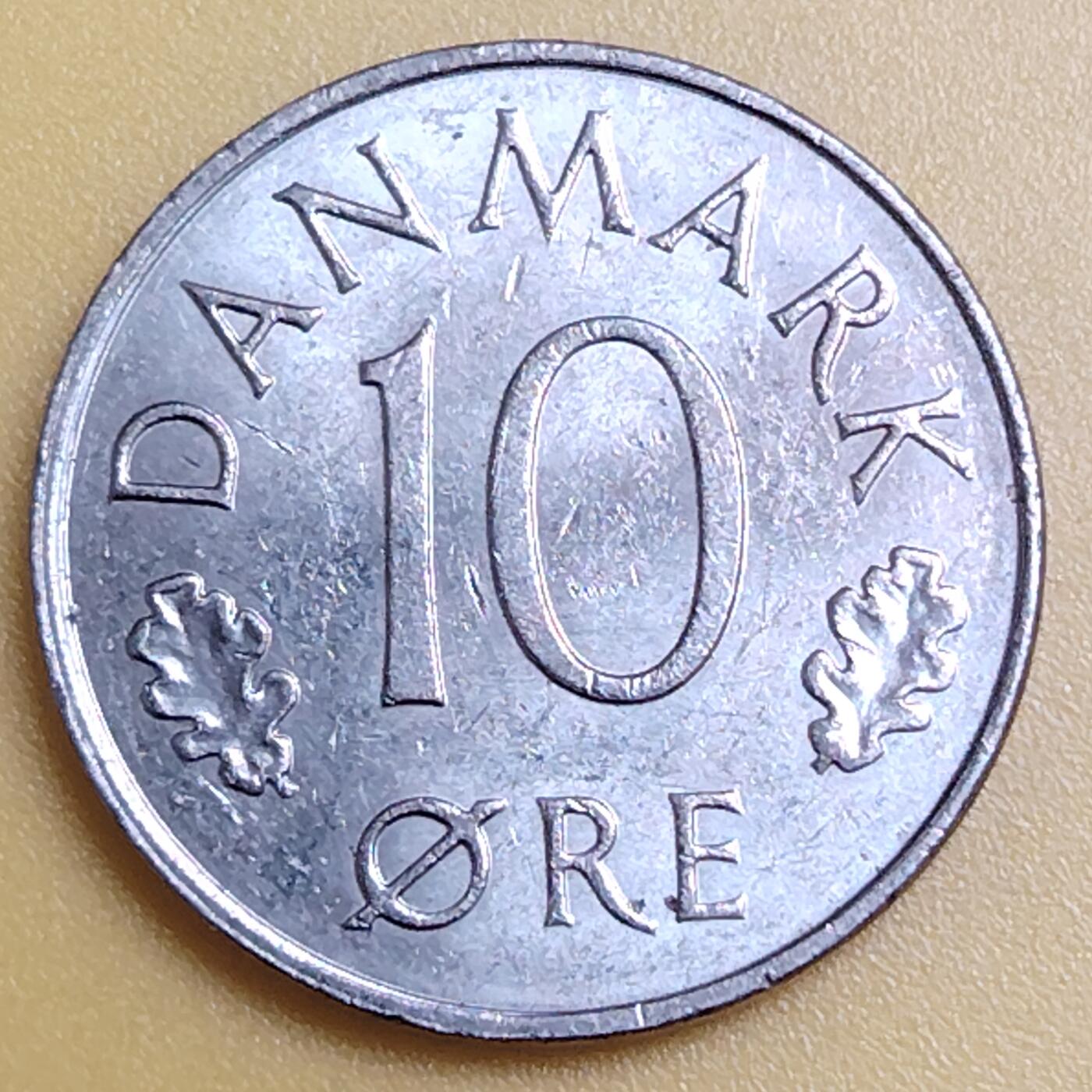 布加迪🐬～世界钱币(上海)🌾第 286 期 /  各国套币和散币 丹麦🇩🇰 1983年 10奥尔