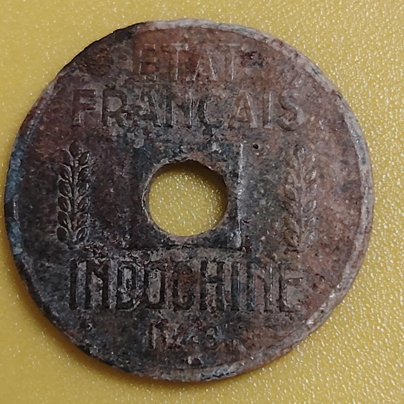 布加迪🐬～世界钱币(上海)🌾第 284 期 /  各国套币和散币 印支 1943年 1/4分 锌币