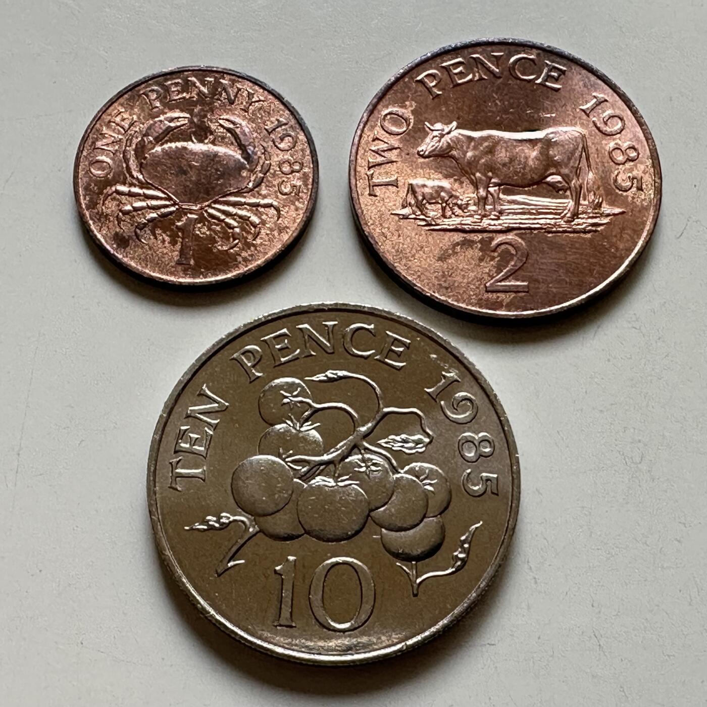 🌹外币初藏🌹🐯2026年第35场   每周二四六晚8️⃣点 接代拍 根西岛1985年1-2-10便士3枚