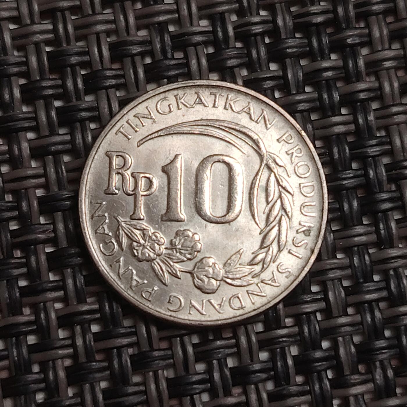 布加迪🐬～世界钱币(上海)🌾第 285 期 /  各国套币和散币