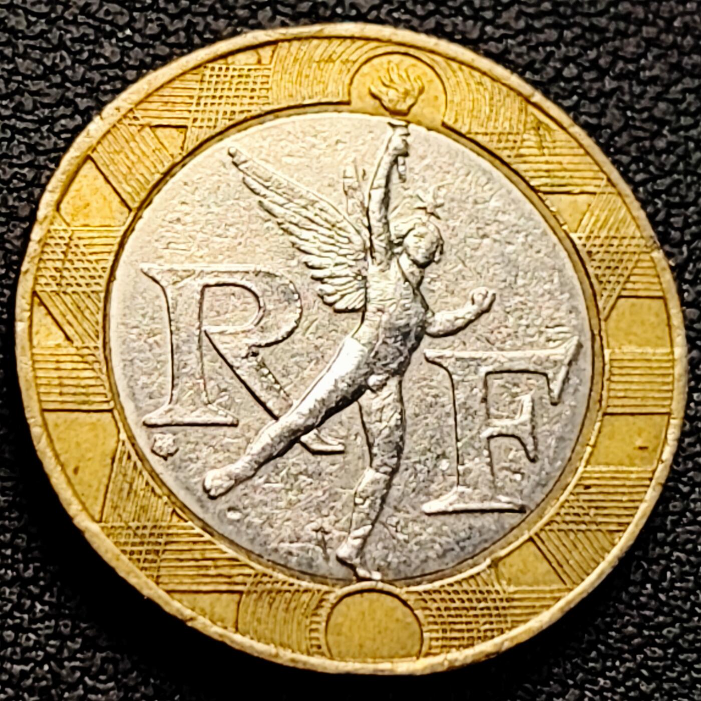 泉币菌-第218场-拍品多 请提前出价 。