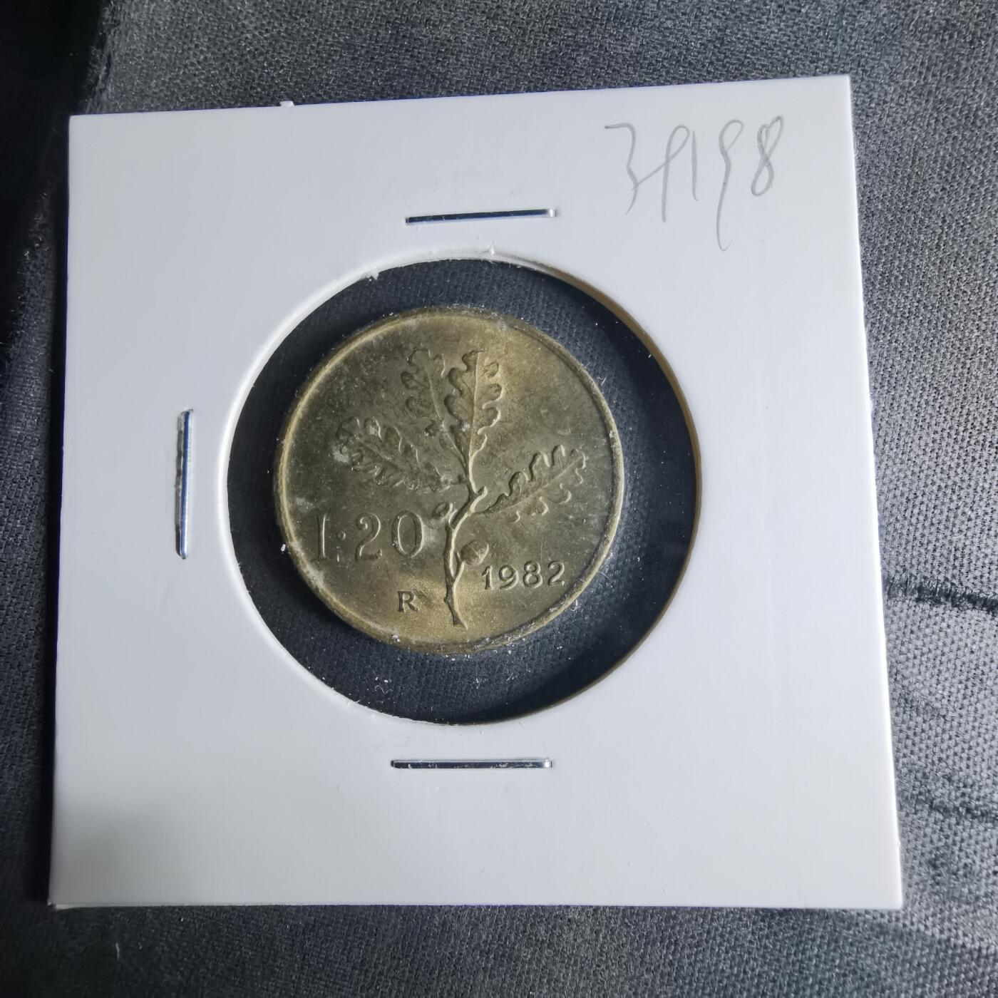 沼泽如烟--第1039场 意大利1982年20里拉