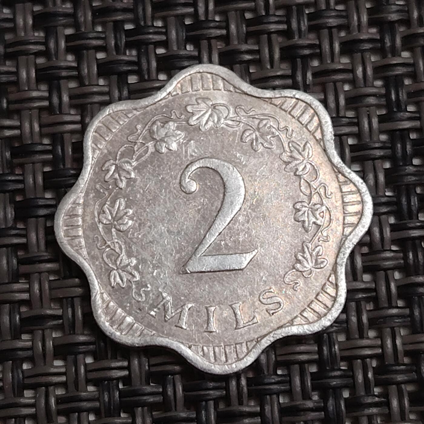 布加迪🐬～世界钱币(上海)🌾第 286 期 /  各国套币和散币 马耳他🇲🇹 1972年 2米尔