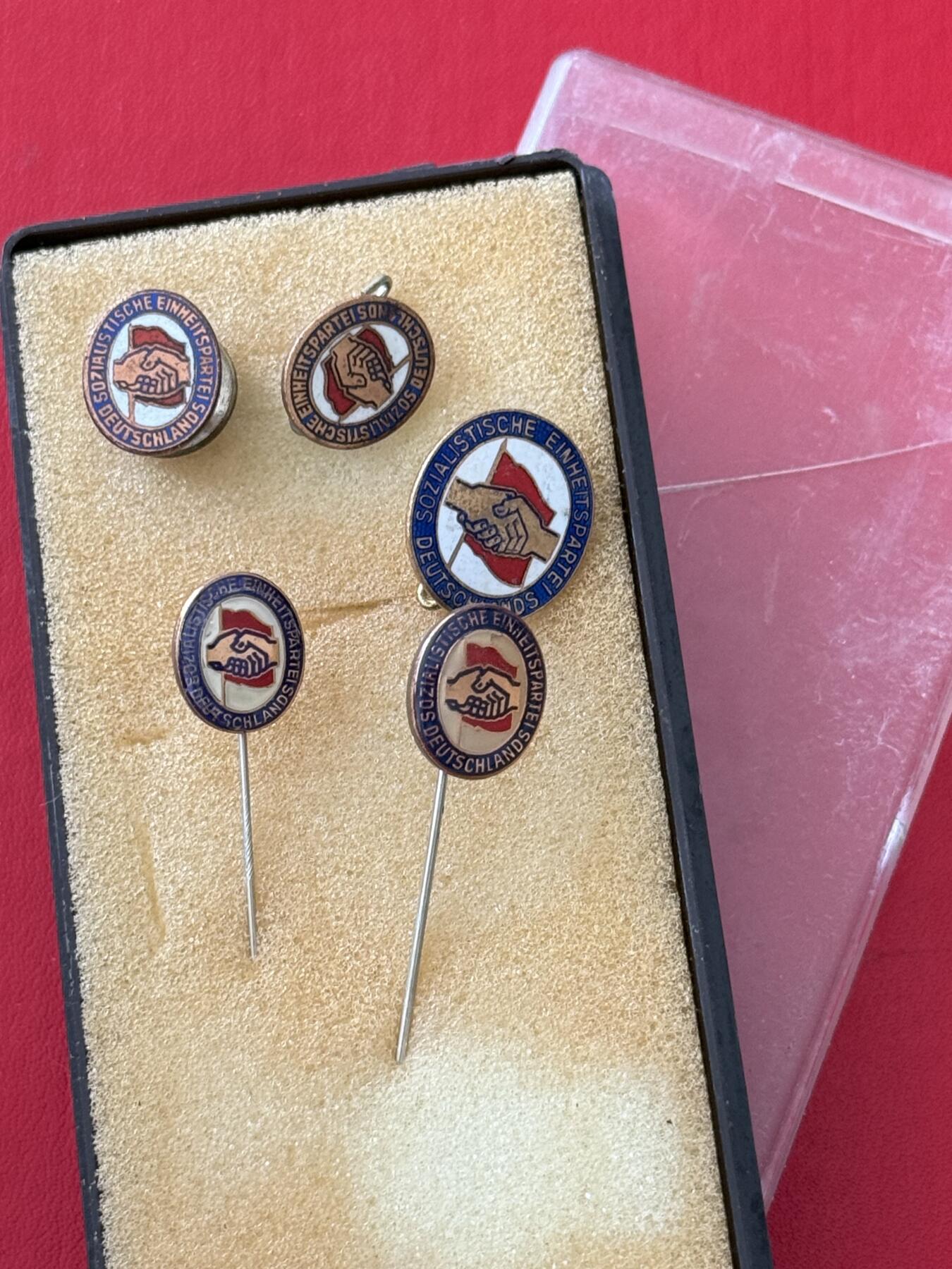 韵星假日军品类拍卖第50期