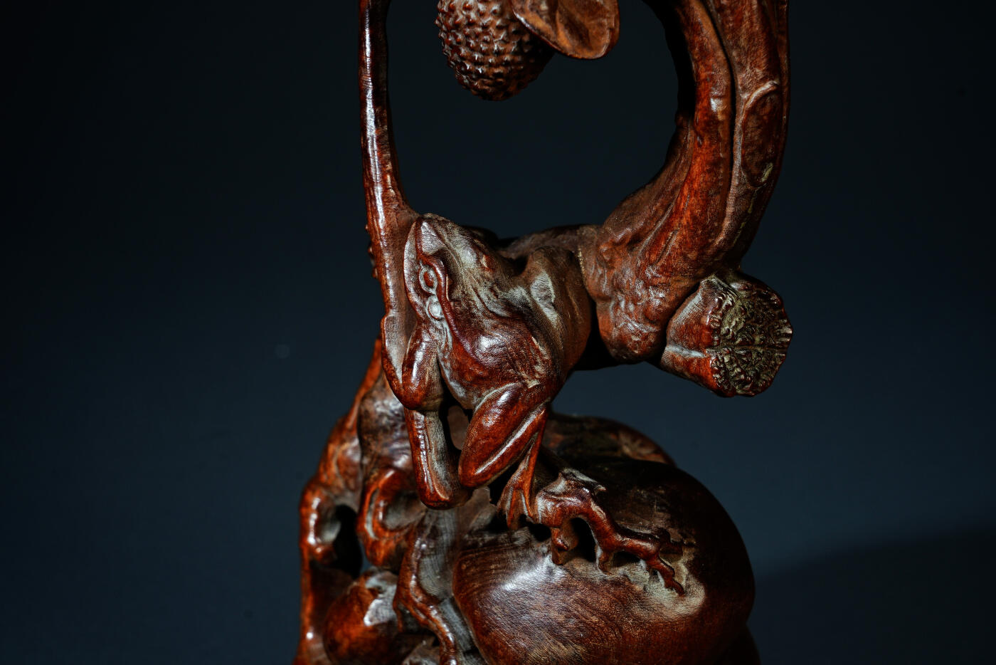 上海都达杂项专场六十七【全场包邮】 清代老黄杨木精雕《硕果累累》摆件95-6