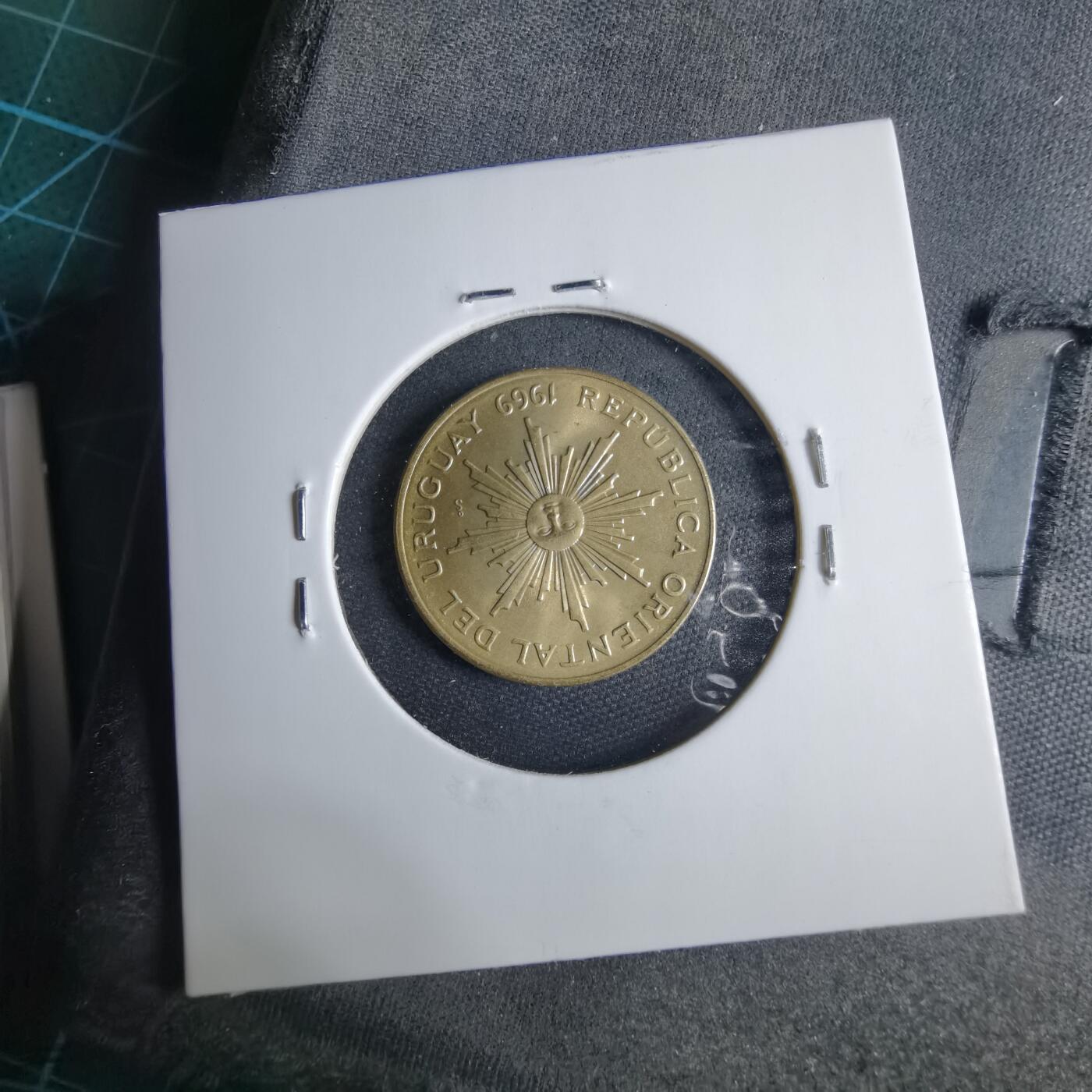 沼泽如烟--第1040场 乌拉圭1969年5比索