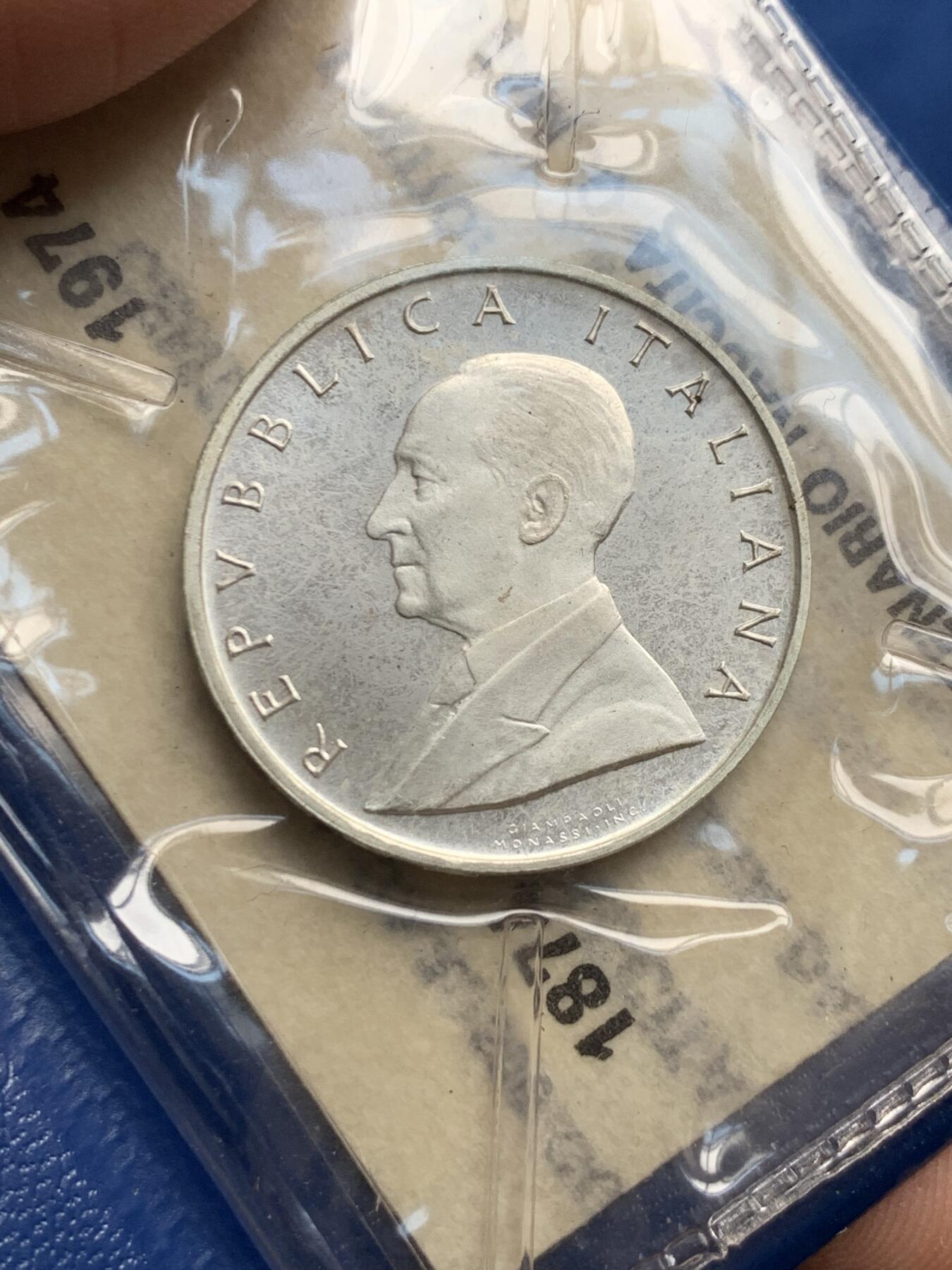 《竞宝斋》第476场 周日，周一 2场连拍 （全场包邮）欢迎送拍 小钱包 意大利1974年无线电报之父伽利尔摩·马可尼诞辰100周年500里拉纪念银币 背面意大利地图配无线电花纹很有设计感 835银 11克