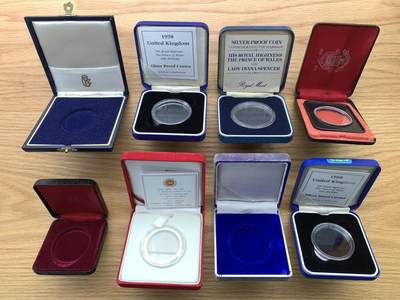 《竞宝斋》第476场 周日，周一 2场连拍 （全场包邮）欢迎送拍 - 钱币空盒 8个一组 细节见图