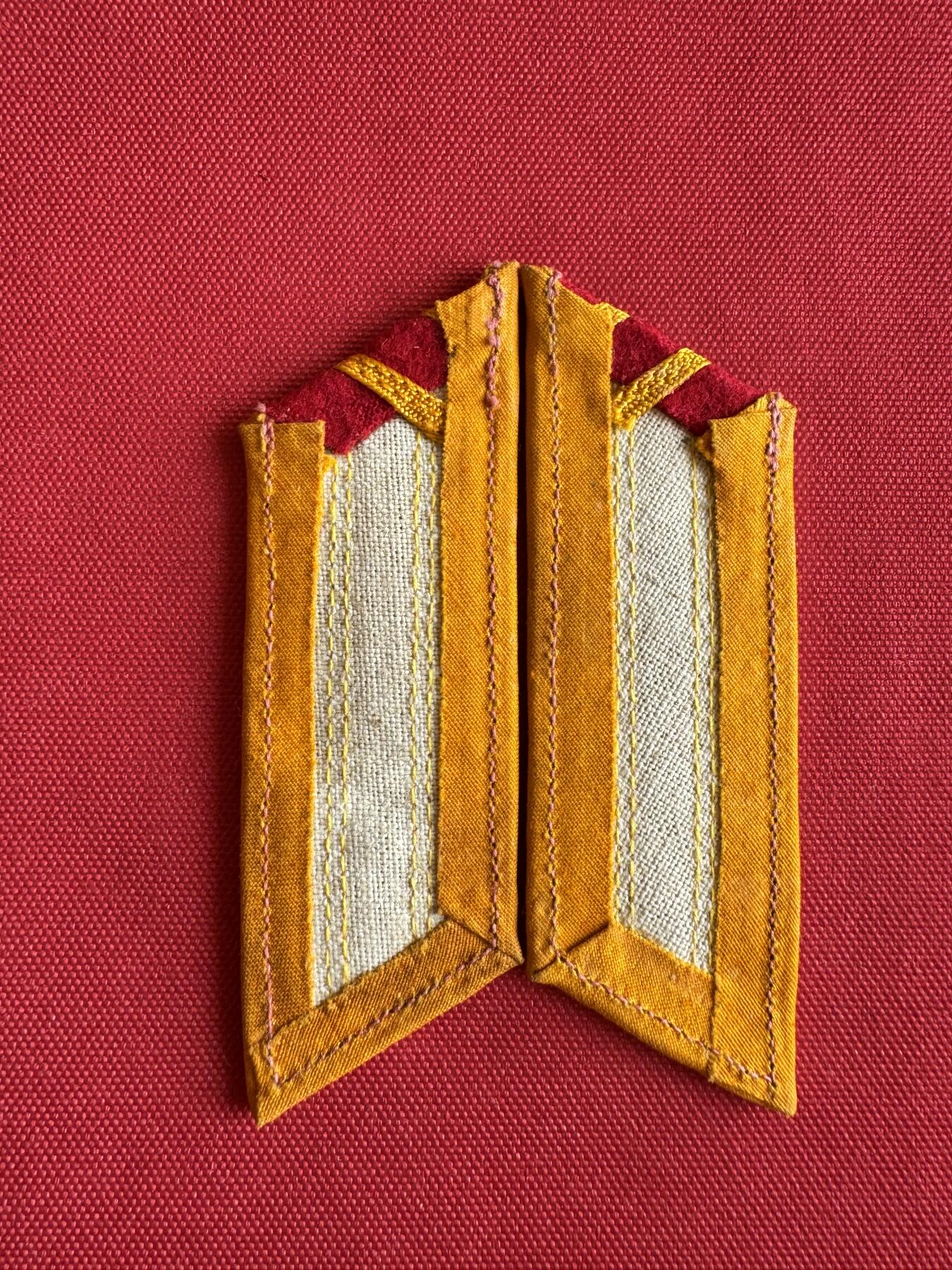 五哥徽章群   31号周二晚上八点4群联拍 全新直板领章