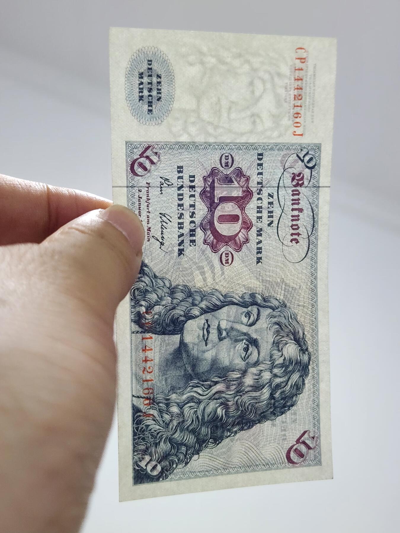 3月29号晚上8点 外国纸币自动截拍第48场