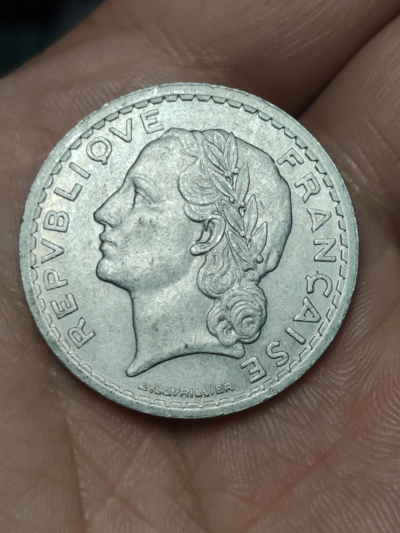 2026年第三十九场(总第二百零八场）外国好品散币场(免佣金) 法兰西第四共和国1945年5法郎(第二版首发年，Open9)