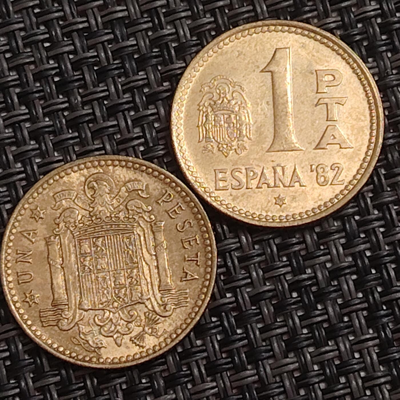 布加迪🐬～世界钱币(上海)🌾第 286 期 /  各国套币和散币