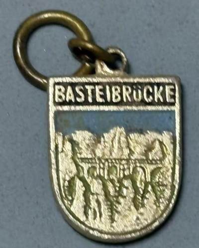 盛世勋华——号角文化勋章邮票专场拍卖第311期 - 德国萨克森国家公园巴斯泰桥纪念徽章