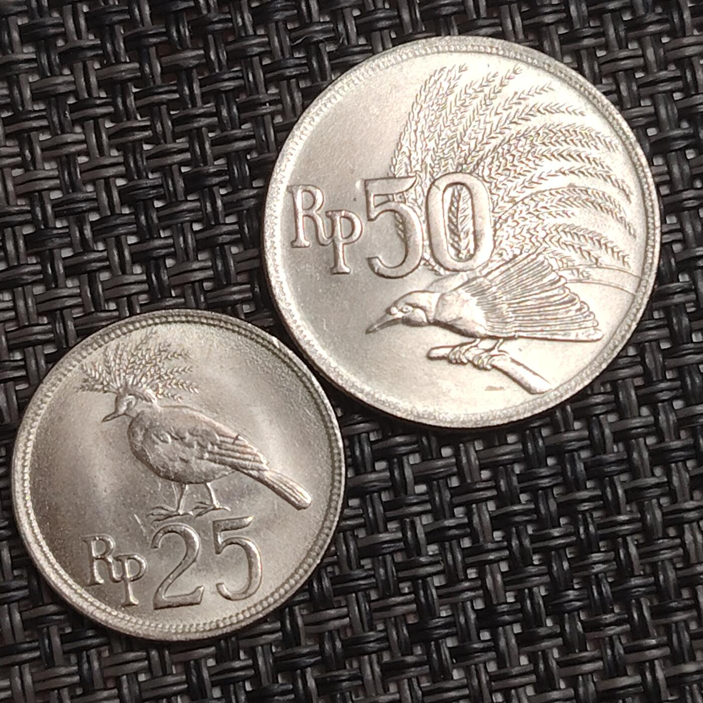 布加迪🐬～世界钱币(上海)🌾第 285 期 /  各国套币和散币