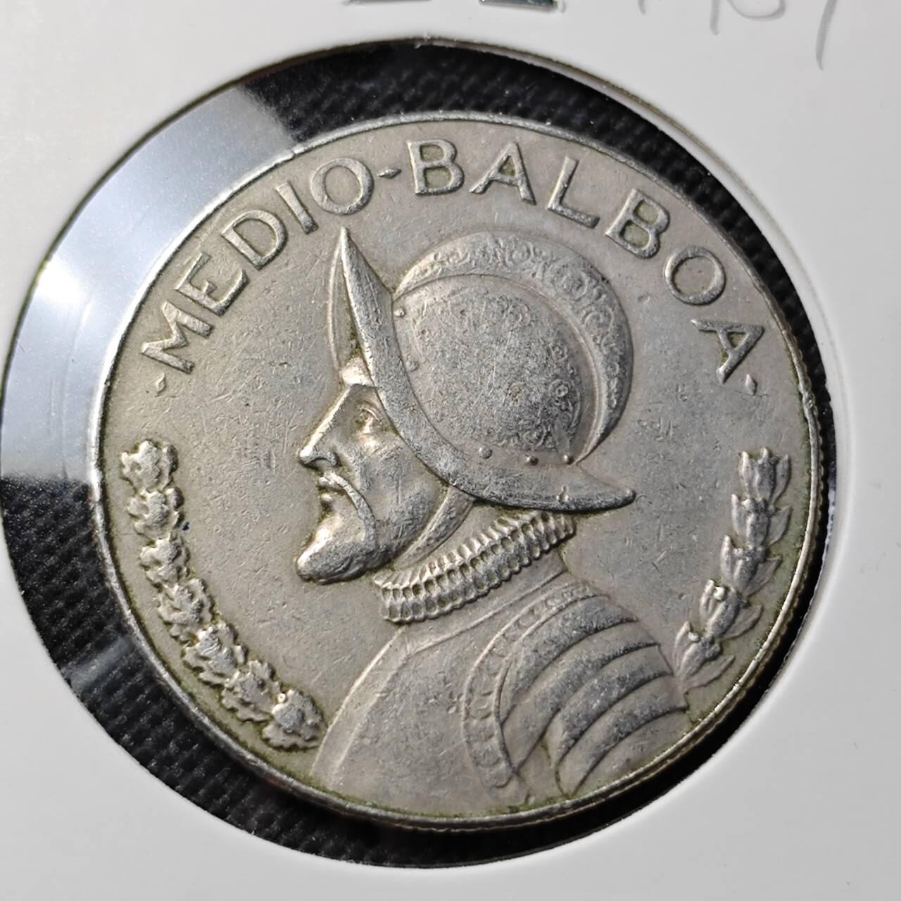 KK钱币收藏小铺  第412期 2月预留时间 周末发货 1973巴拿马 1/2巴波亚