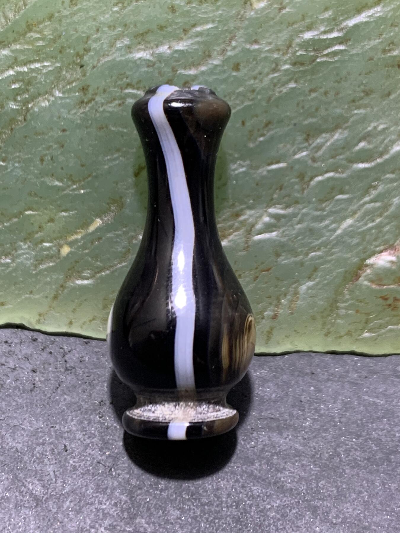 药师玛瑙通货瓶形珠一个！