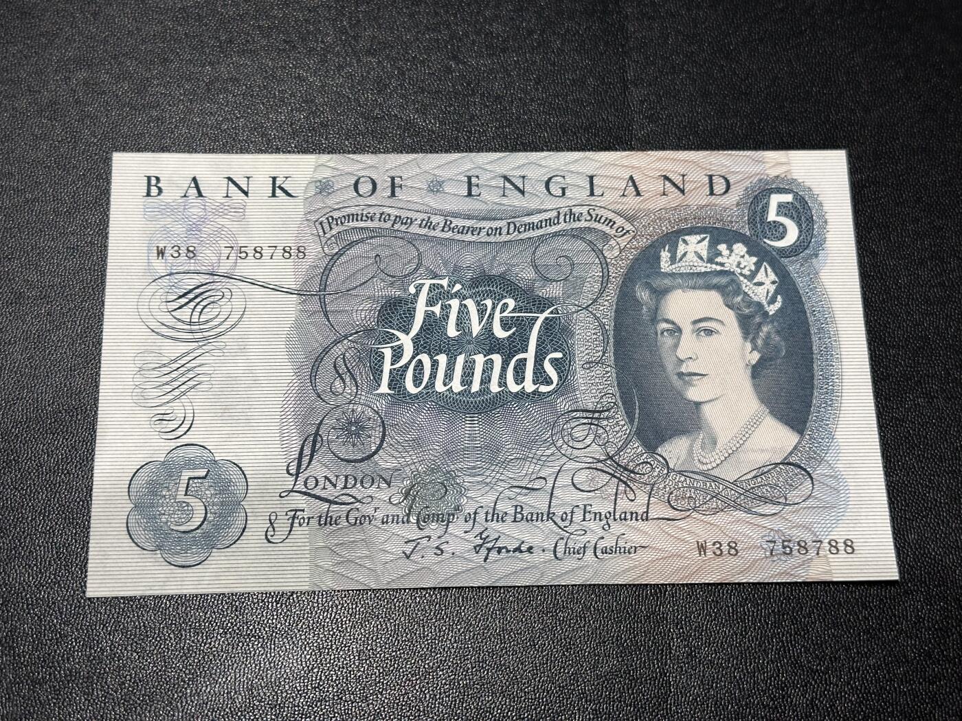 《外钞收藏家》第六百二十二期（精品场）（长期征集拍品、欢迎藏友们联系合作）