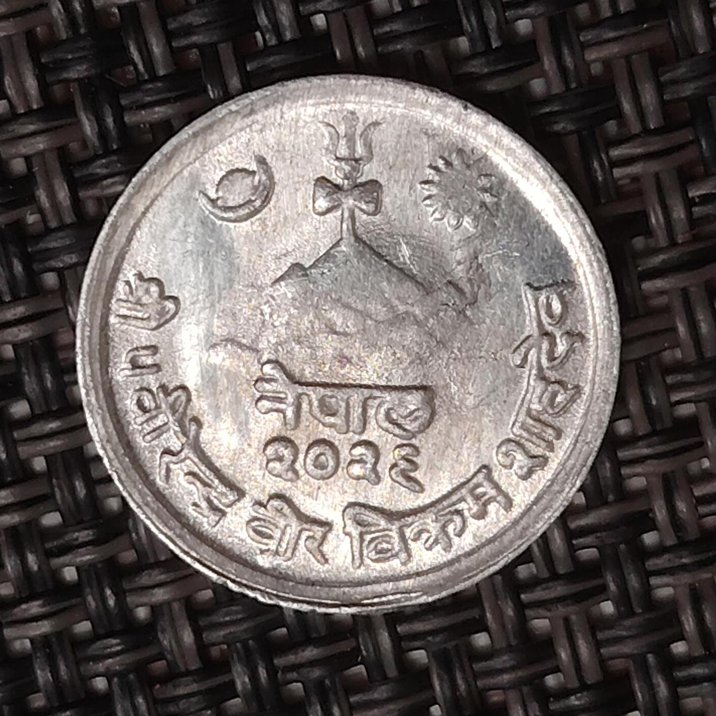 布加迪🐬～世界钱币(上海)🌾第 285 期 /  各国套币和散币