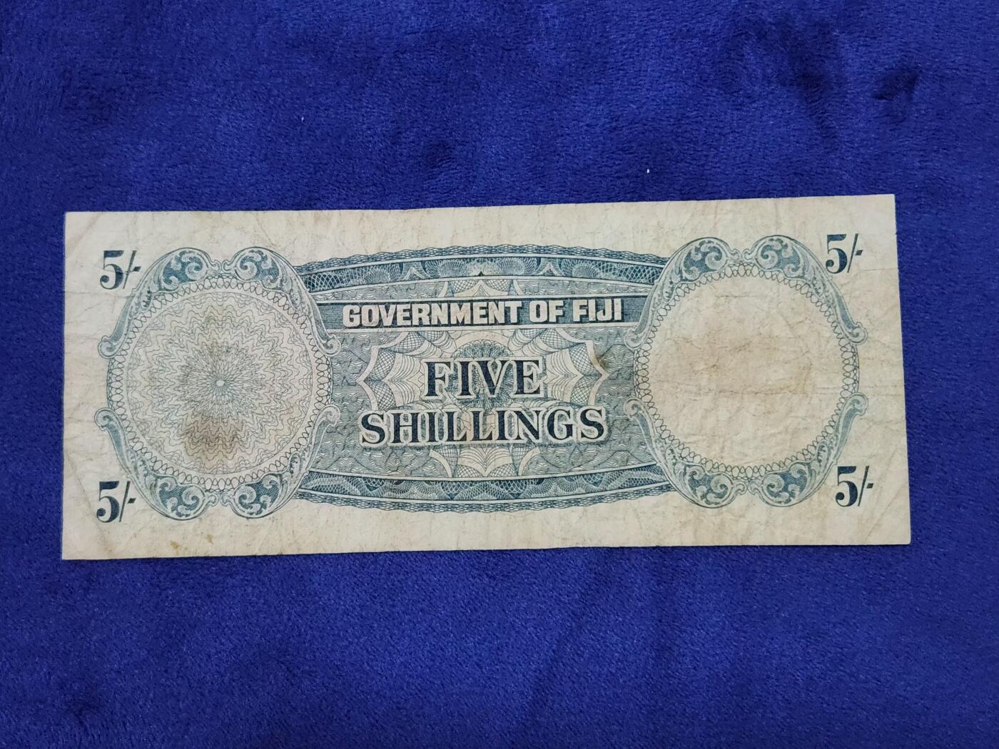 3月29号晚上8点 外国纸币自动截拍第48场