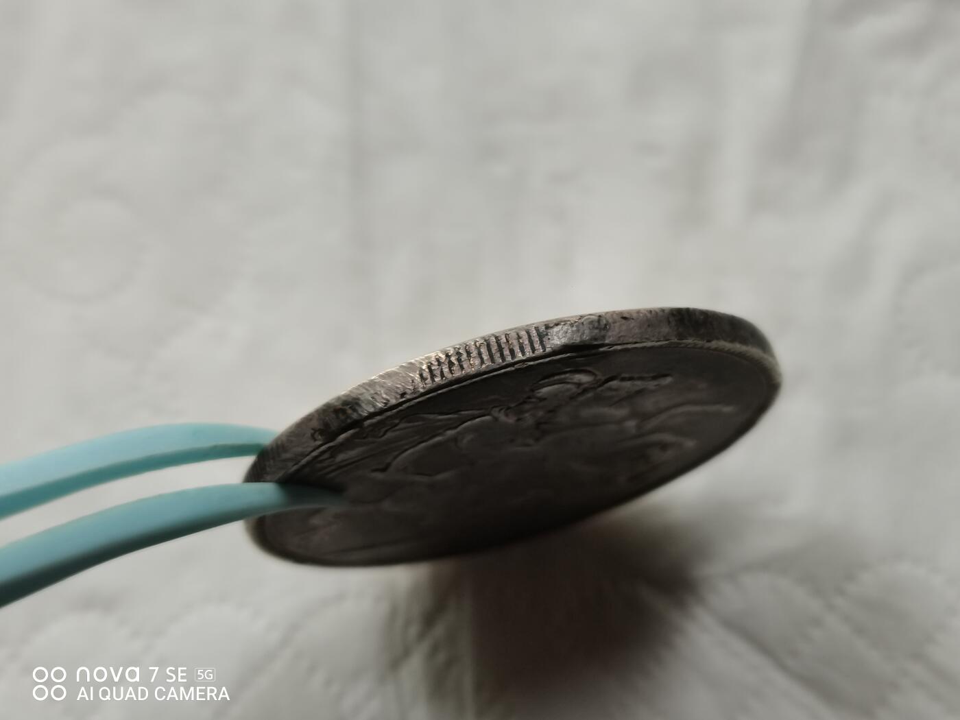 银币 1889年英国马剑大银币（27.5克）