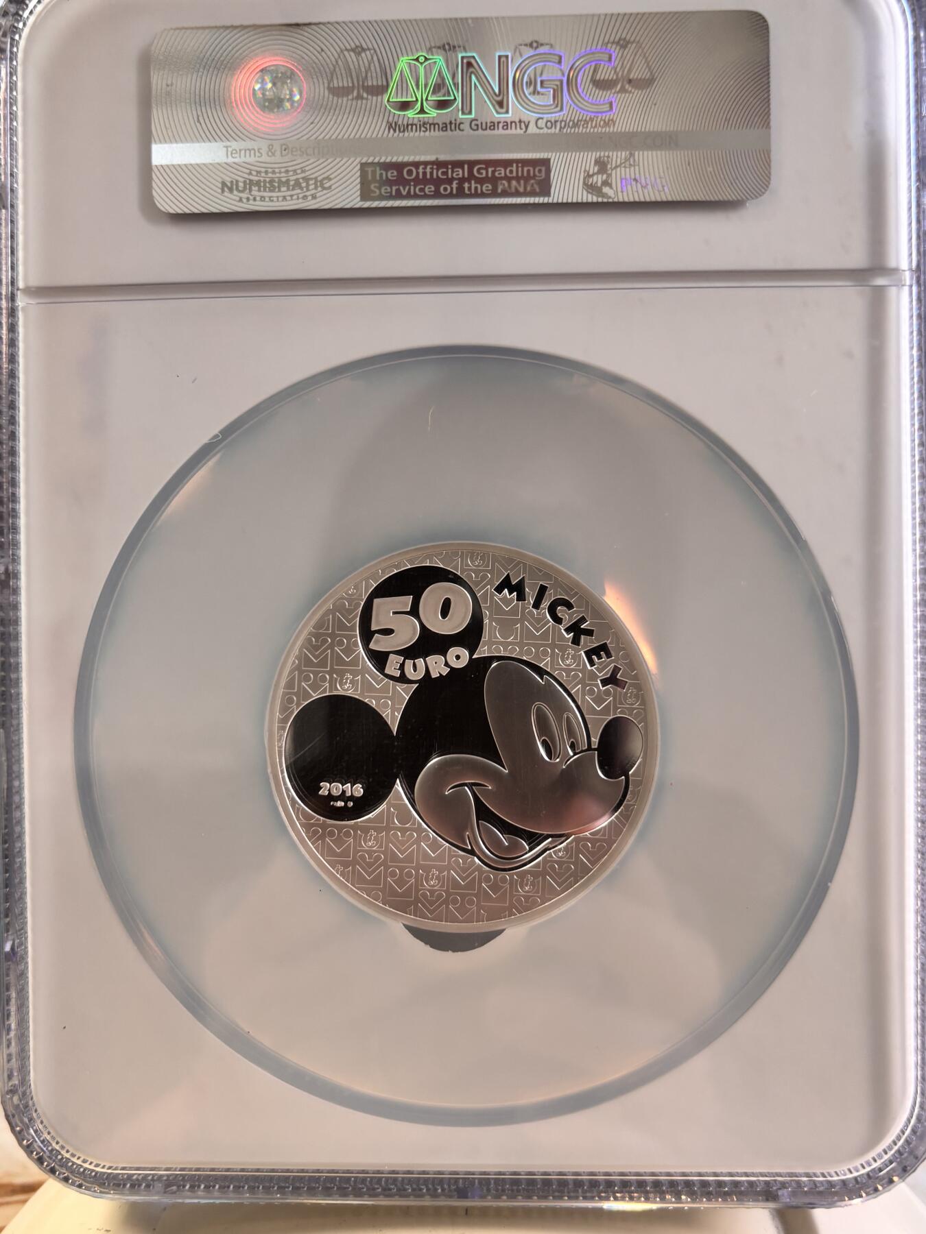 第196期拍卖 法国2016年迪斯尼米老鼠米奇5盎司加厚纪念彩银币NGC-PF70首期，950银