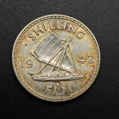 【淘币小摊】实时拍第八百八十六拍   散币场    每周一统一发货 - 斐济1942年乔治六世一先令银币