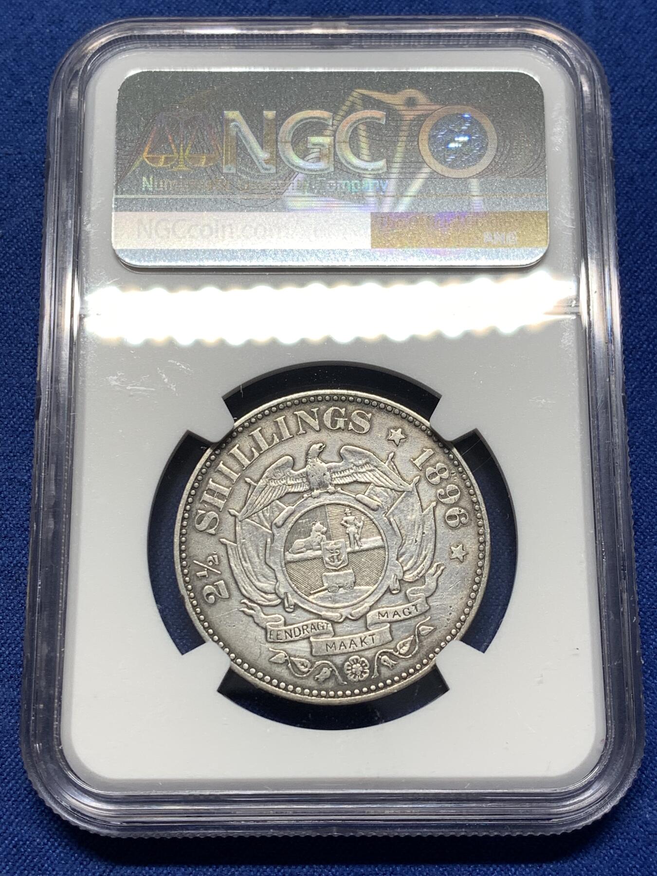 《竞宝斋》第476场 周日，周一 2场连拍 （全场包邮）欢迎送拍 NGC XFD 南非德兰士瓦1896年克鲁格总统2.5先令银币 标签年份错误