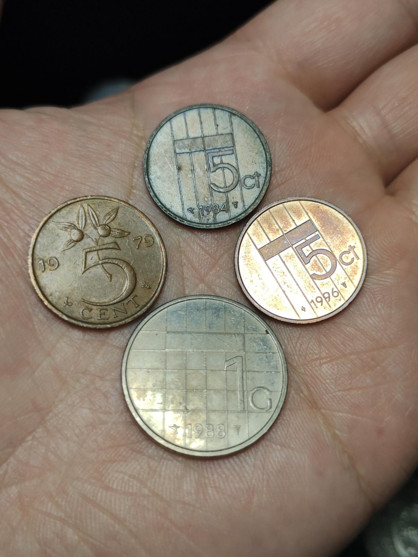 2026年第三十九场(总第二百零八场）外国好品散币场(免佣金) 荷兰🇳🇱1979、1994、1996年5分，1988年1盾(朱丽安娜女王，Cock–鸡标  ;  贝娅特丽克丝女王，Anvil–铁砧标，Bow–弓箭标)