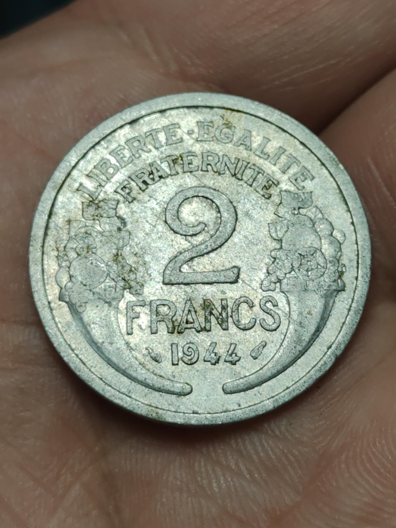 2026年第三十九场(总第二百零八场）外国好品散币场(免佣金) 少见年份–法兰西第四共和国1944年2法郎(第一版，发行量最少年份)