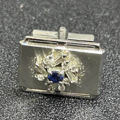 西秦中古拍卖第八十二期  - 海外回流纯银袖扣 有银标 重5.7克