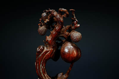 上海都达杂项专场103【全场包邮】  清代老黄杨木精雕《硕果累累》摆件95-6