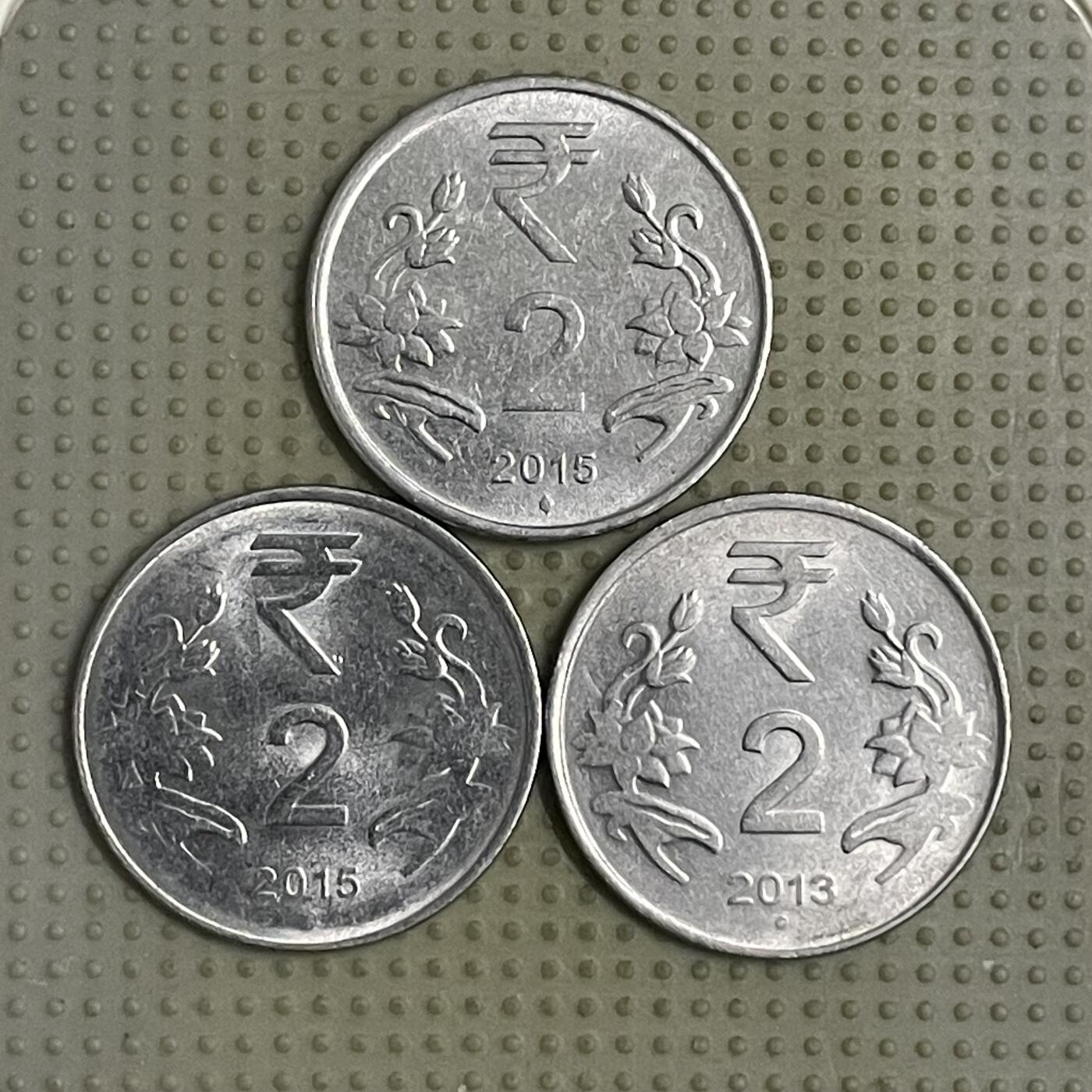 2026年第40场各国散币拍卖（总第190场） 印度2卢比3枚