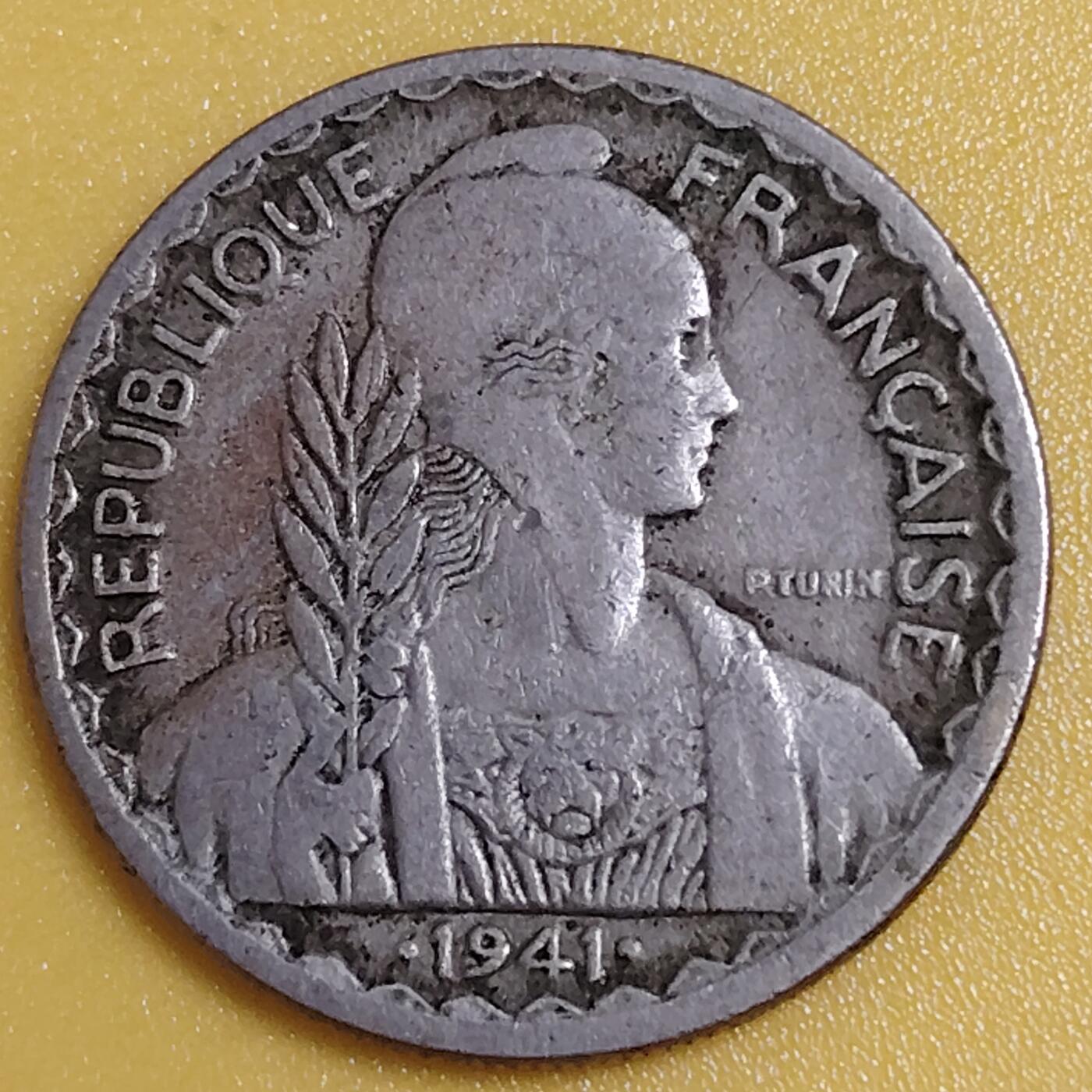 布加迪🐬～世界钱币(上海)🌾第 284 期 /  各国套币和散币 法属印支 1941年 20分