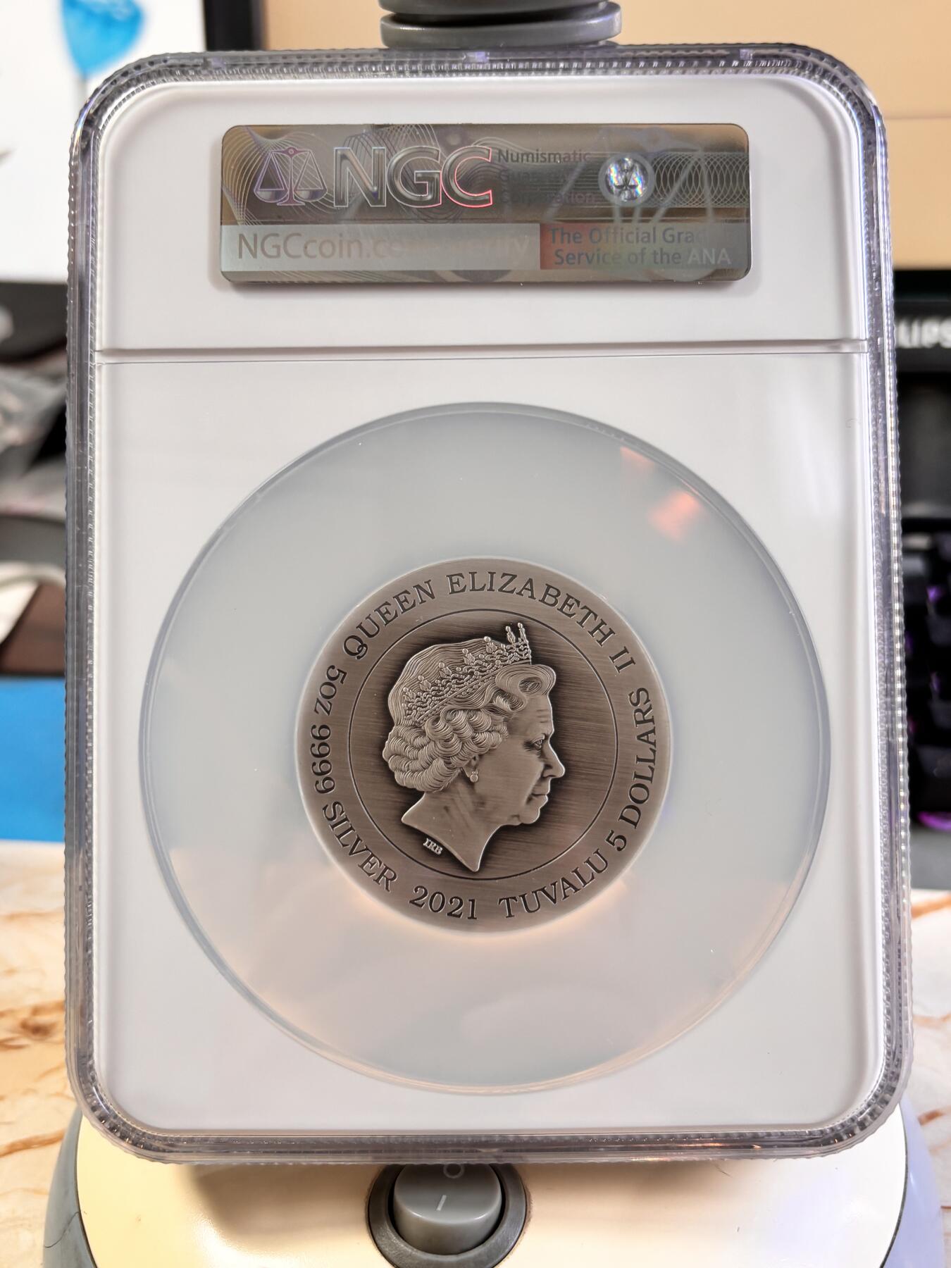 第196期拍卖 图瓦卢2021年十二星座5盎司仿古彩银币NGC-MS70首，9999银，发行488枚