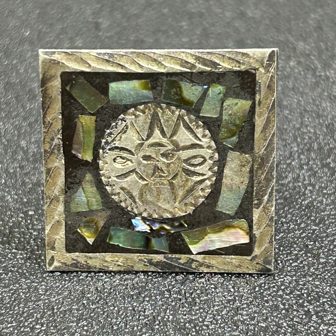 西秦中古拍卖第八十二期  海外回流纯银袖扣 有银标 重5.7克