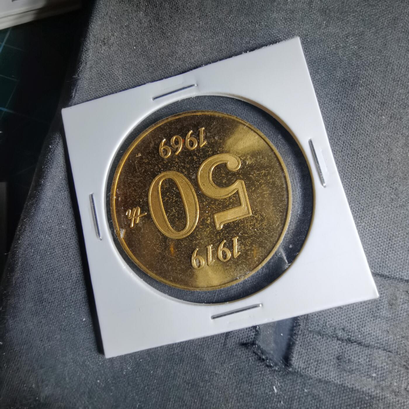 沼泽如烟--第1039场 1969年狮子会纪念章