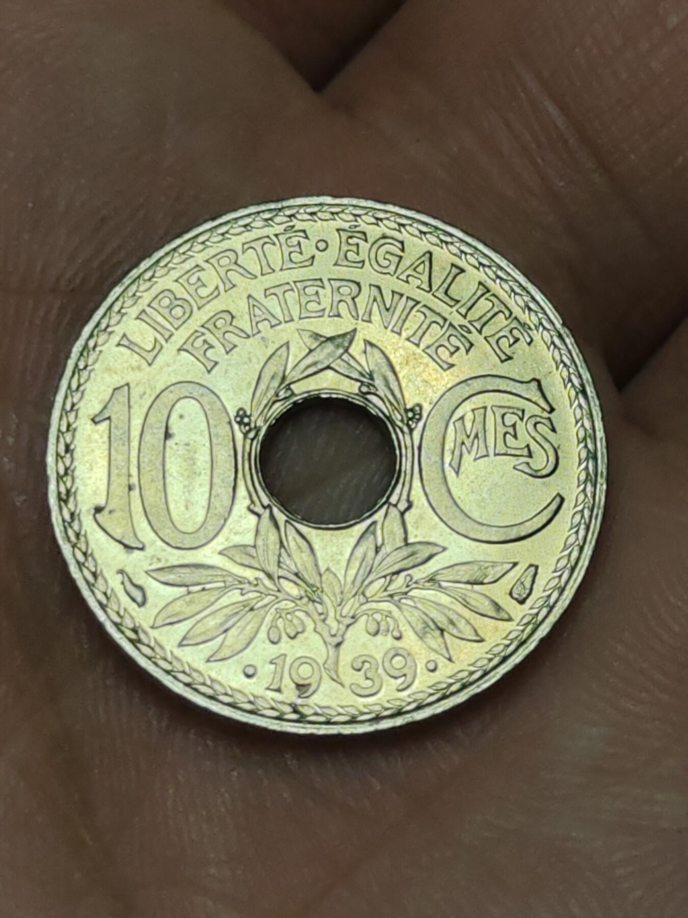 2026年第三十九场(总第二百零八场）外国好品散币场(免佣金) 原光未流通–法兰西第三共和国1939单年份10生丁(第五版，年份两边带点，Thin flan–薄版)