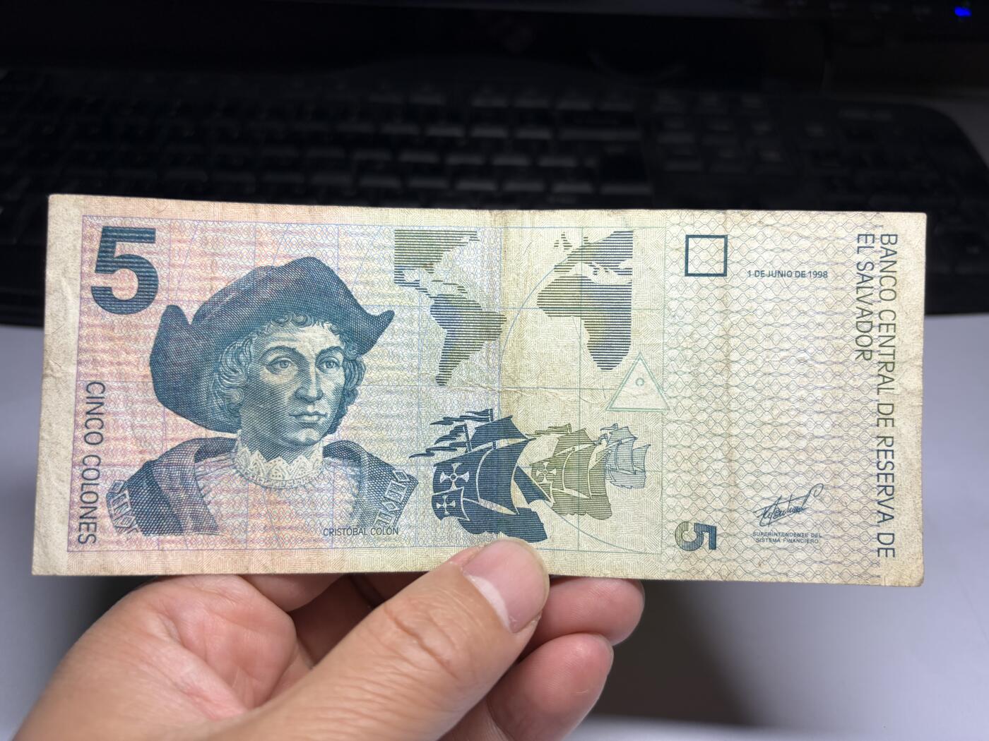 2026年集古藏今外币拍卖第三期-第10场—（总第320拍-纸币专场），本期拍完结算一次，发货时间2-3天，休息几天后继续新的一期拍卖。 1998年萨尔瓦多5科朗