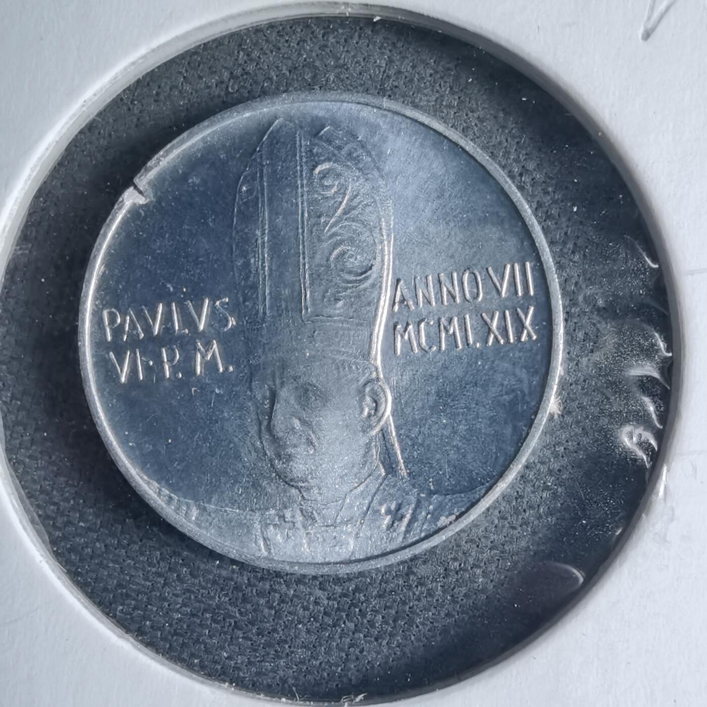 沼泽如烟--第1040场 梵蒂冈1里拉