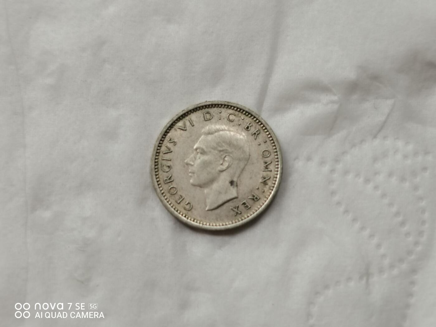 银币 1941年英国三便士小银币