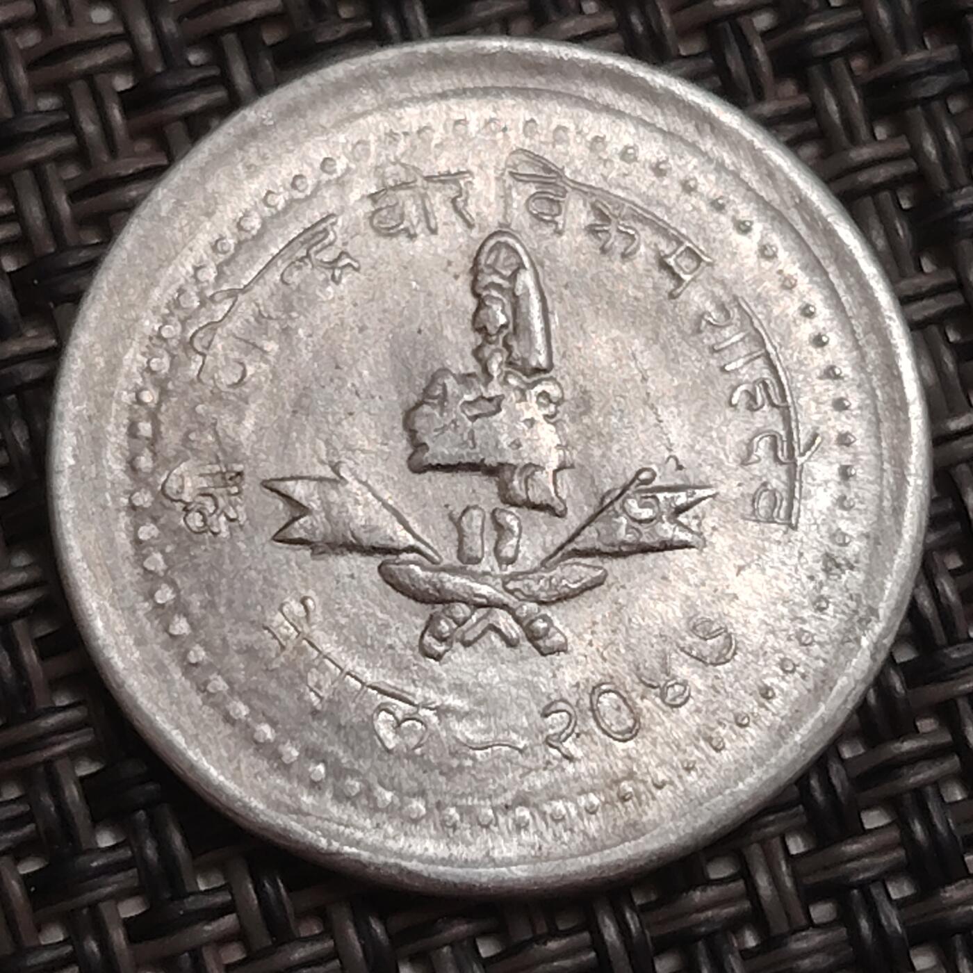 布加迪🐬～世界钱币(上海)🌾第 285 期 /  各国套币和散币