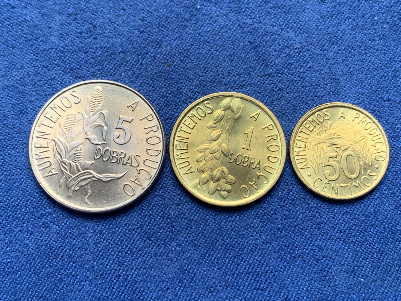 《竞宝斋》第476场 周日，周一 2场连拍 （全场包邮）欢迎送拍 三枚一组 圣多美普林而比1977年FAO纪念币 好品