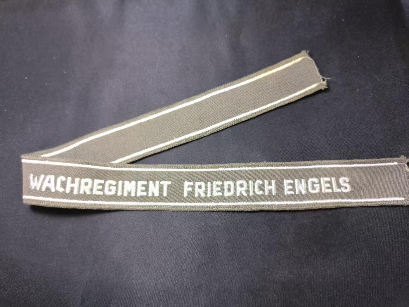 云宸嘉赏-勋臻文献佳藏优品精选场次（低佣 转发佣金红包） 民主德国人民军弗里德里希・恩格斯警卫团军官袖条