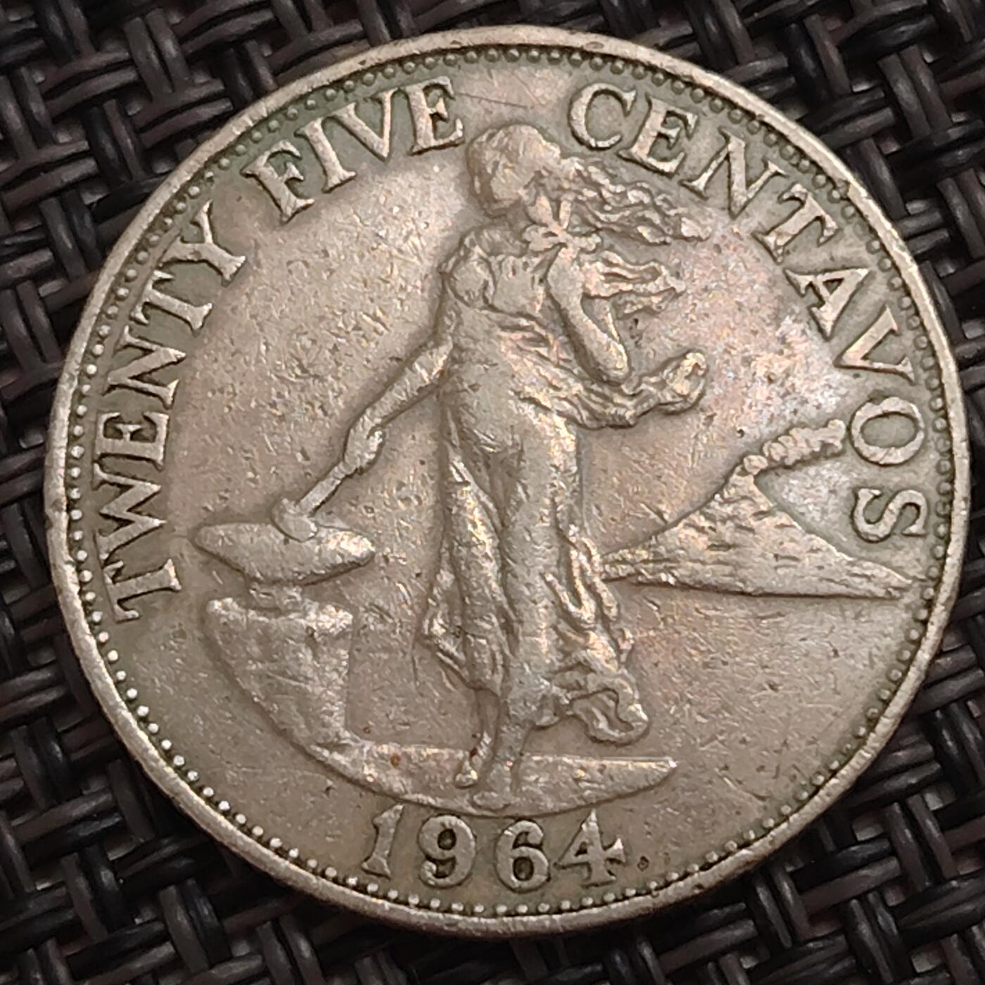 布加迪🐬～世界钱币(上海)🌾第 284 期 /  各国套币和散币 菲律宾🇵🇭 1964年 25分